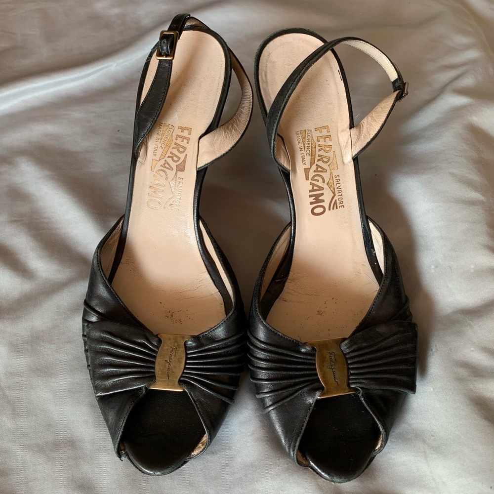 Vintage Ferragamo black peep toe sling backs 9.5